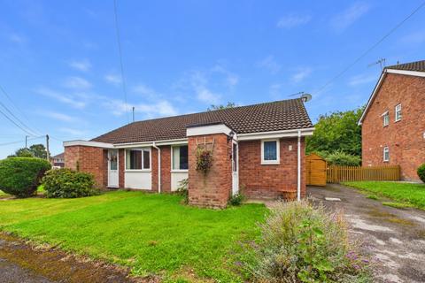 2 bedroom semi-detached bungalow for sale, Pendinas Drive, Bilbrook, Wolverhampton, WV8