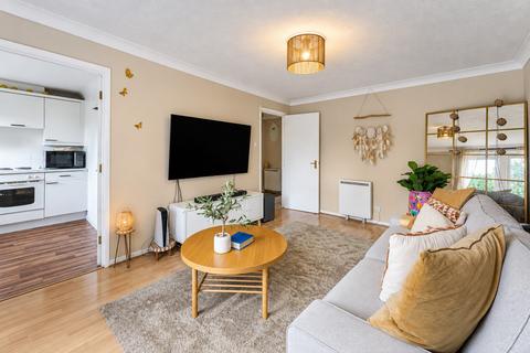 undefined, Green Pond Road, London, E17