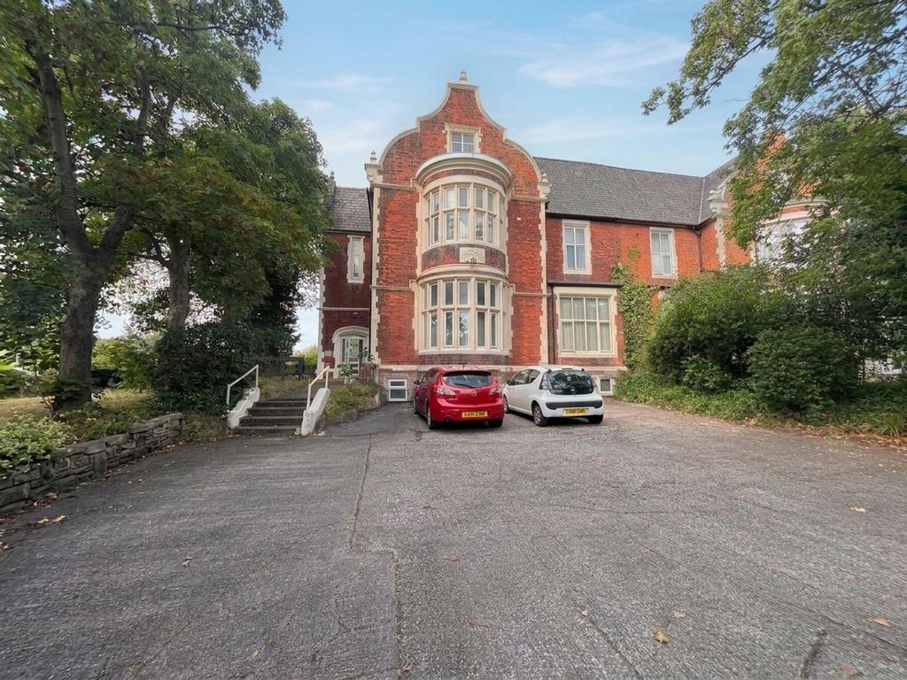 Apartment in Salford