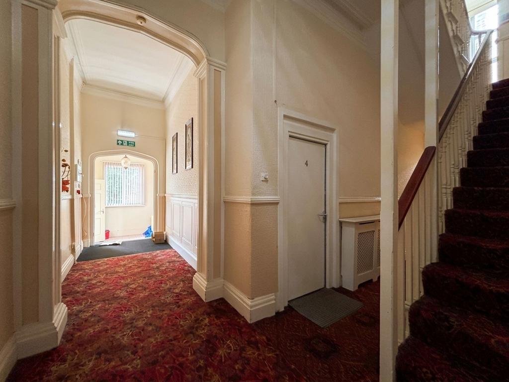 Apartment in Salford - More
