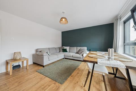 undefined, 214 Clarkston Road, Flat 3/2, Muirend, Glasgow, G44
