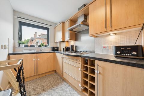 undefined, 214 Clarkston Road, Flat 3/2, Muirend, Glasgow, G44