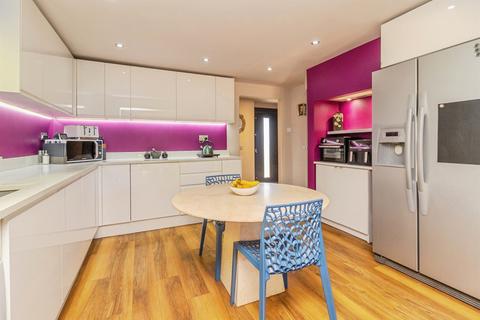2 bedroom semi-detached house for sale, Park Avenue, Totternhoe, Dunstable