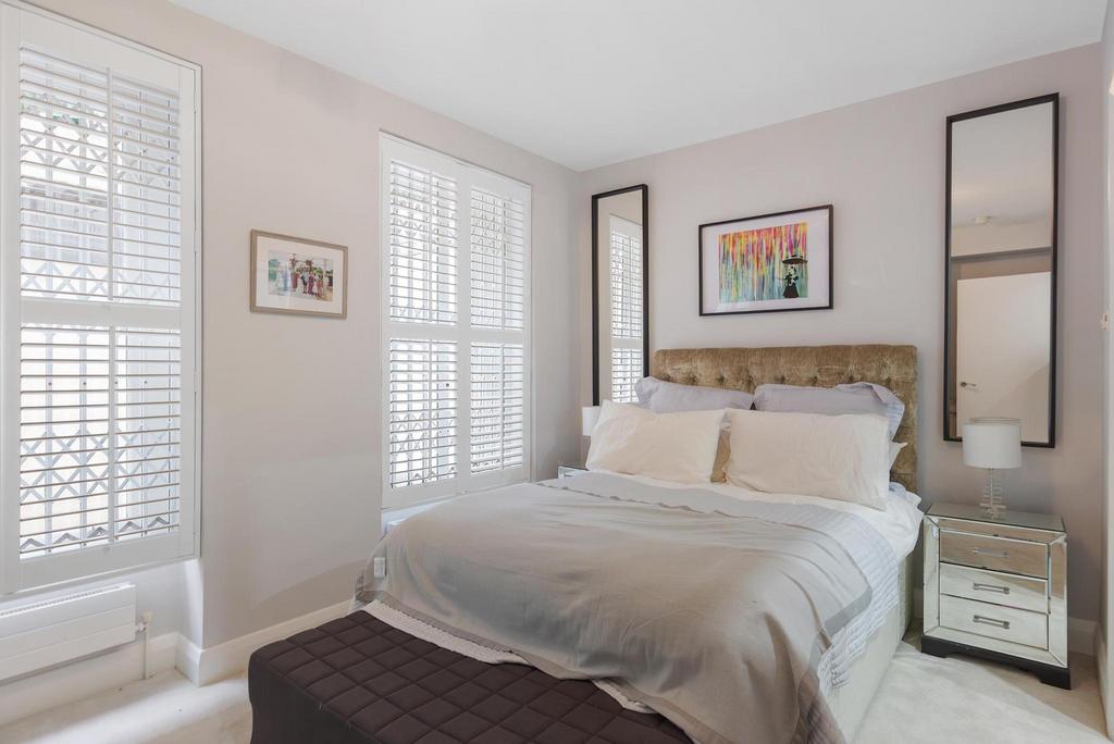 Apartment in London - More