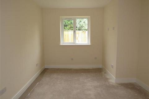 2 bedroom apartment to rent, Wolverhampton Road, CANNOCK, WS11
