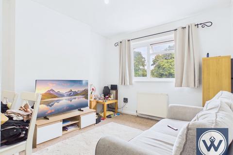 2 bedroom flat for sale, Windsor Road, Slough, SL1 2JD