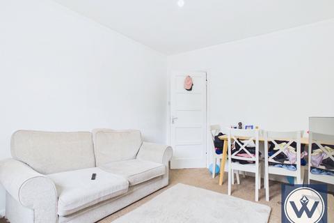 2 bedroom flat for sale, Windsor Road, Slough, SL1 2JD