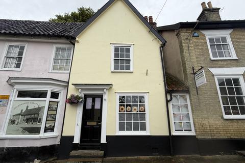 1 bedroom maisonette for sale, 5A Market Place, Halesworth, Suffolk IP19 8BA