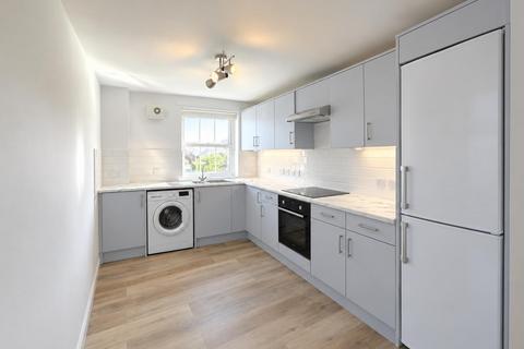 3 bedroom flat to rent, Malbet Park, Edinburgh EH16
