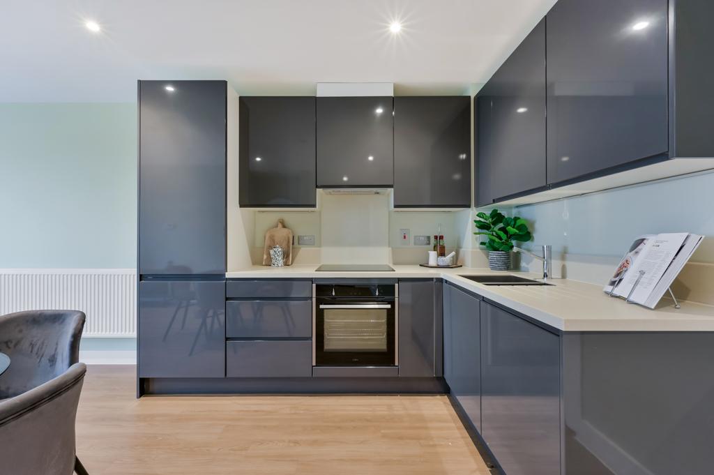 Apartment in Milton Keynes, Central Milton Keynes - View 5