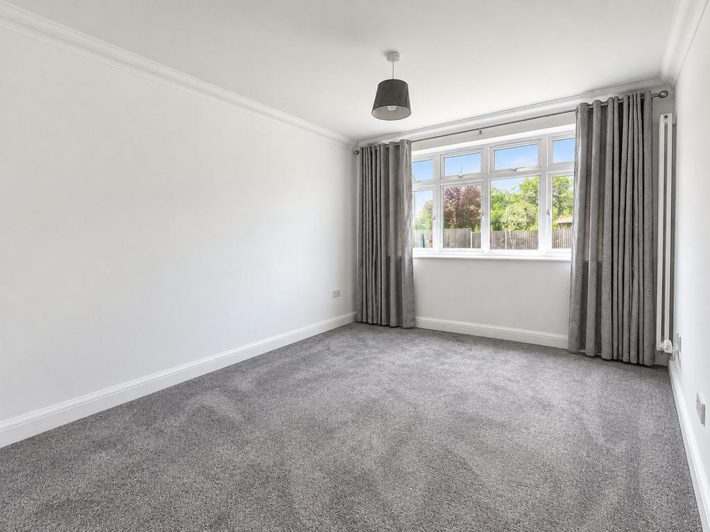 House in London - View 2