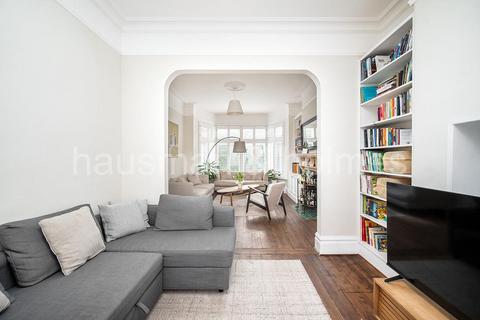4 bedroom terraced house for sale, Princes Avenue, N3