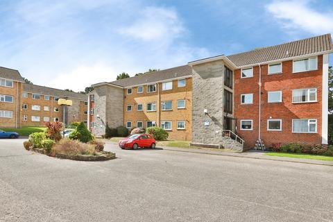 2 bedroom flat for sale, Portswood Drive, REDHILL, Bournemouth, Dorset, BH10