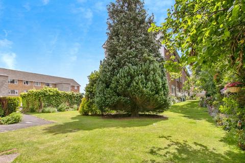 2 bedroom flat for sale, Portswood Drive, REDHILL, Bournemouth, Dorset, BH10