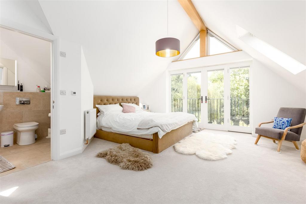 House in West Oxfordshire, Bartongate, Steeple Barton - View 2