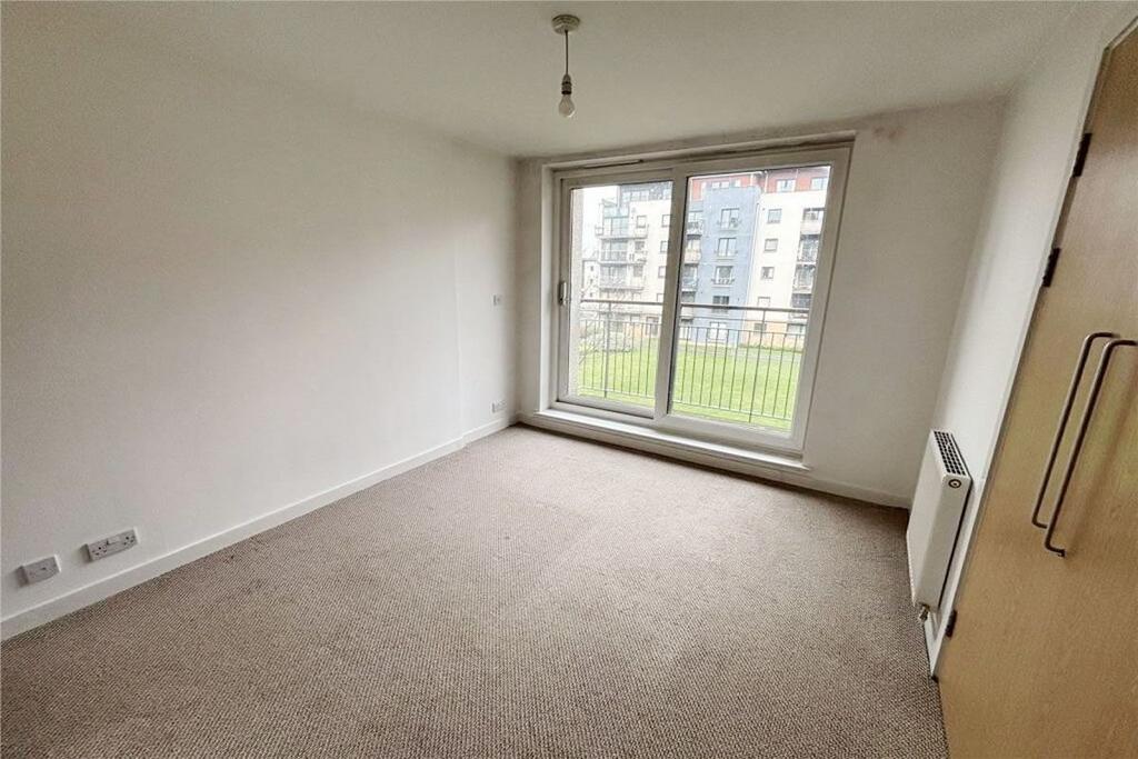 Apartment in Edinburgh, Granton and District - View 4