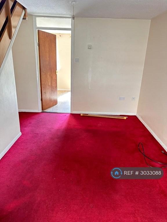 House in London - View 2