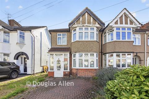 3 bedroom end of terrace house for sale, Brian Road, Romford, Essex