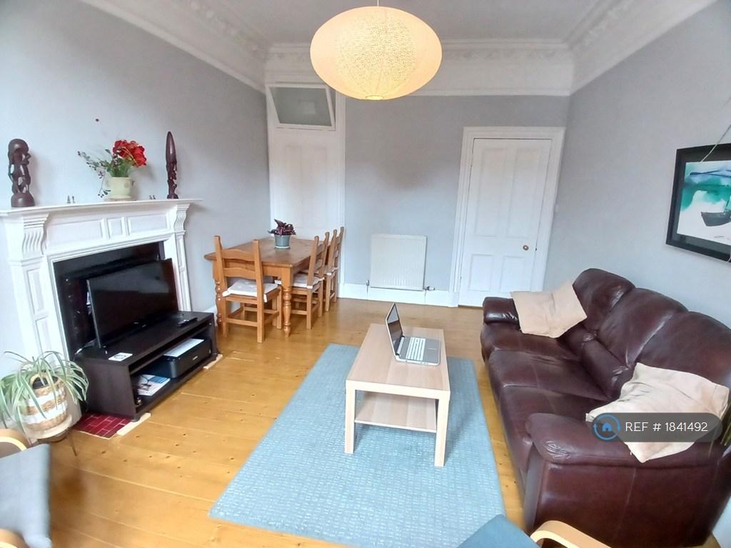 Apartment in Edinburgh - View 2