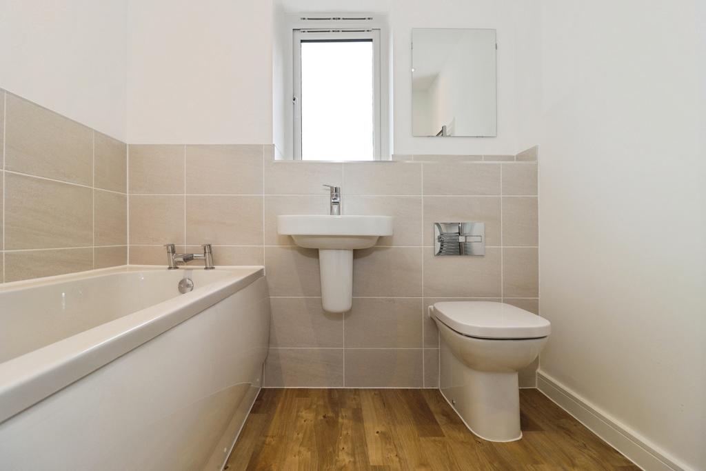 Apartment in Gloucestershire - View 5
