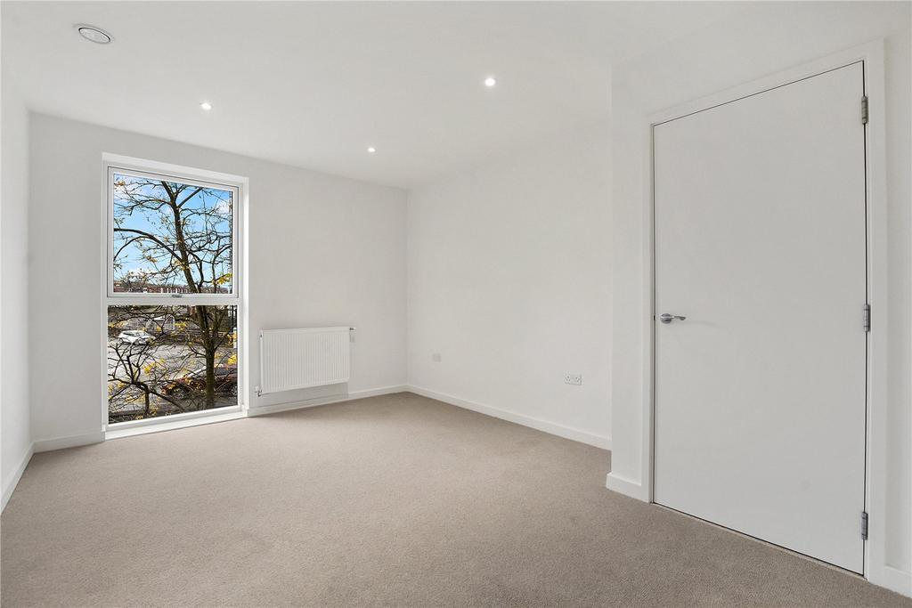Apartment in HARROW - View 4