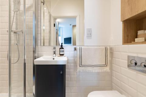 Studio to rent, Draycott Avenue, SW3