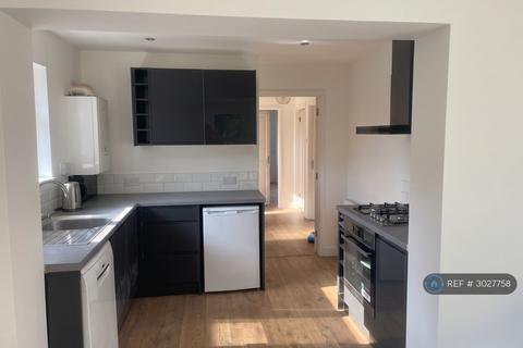 2 bedroom bungalow to rent, Ninesprings Way, Hitchin, SG4
