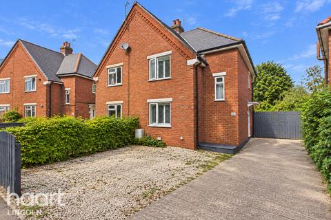 3 bedroom semi-detached house for sale, The Oval, Lincoln