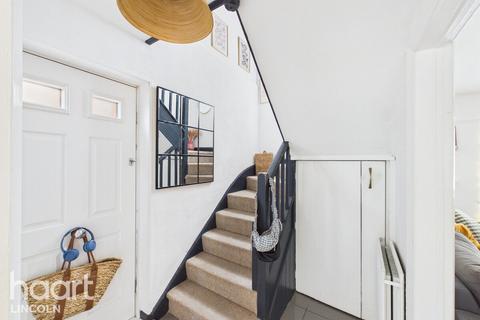 3 bedroom semi-detached house for sale, The Oval, Lincoln