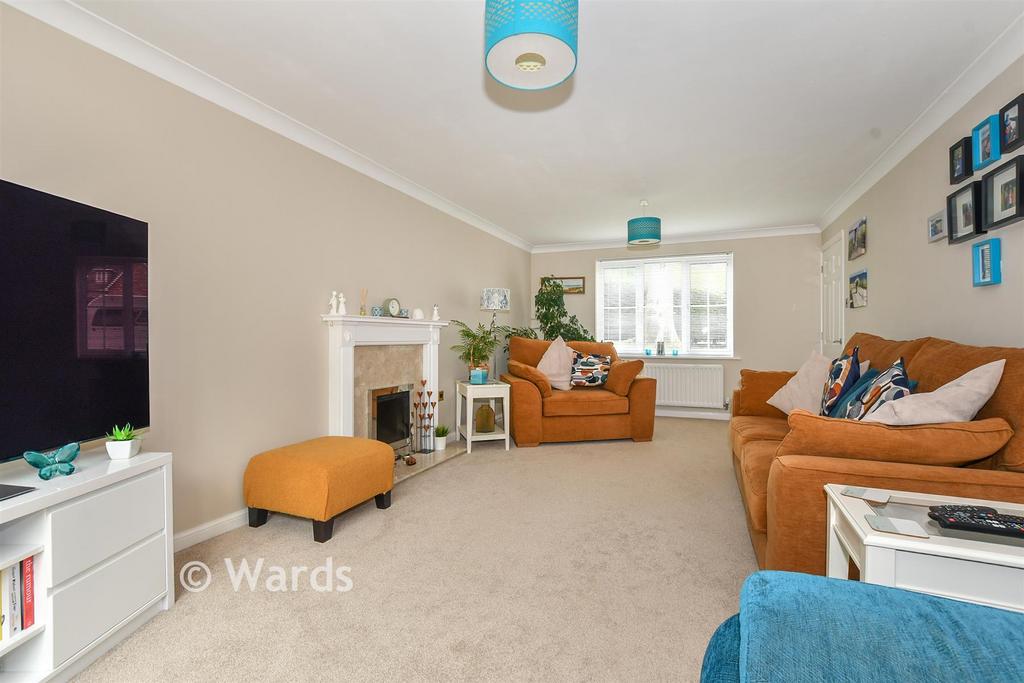 House in Ashford, Repton Park South, Godinton Park - More