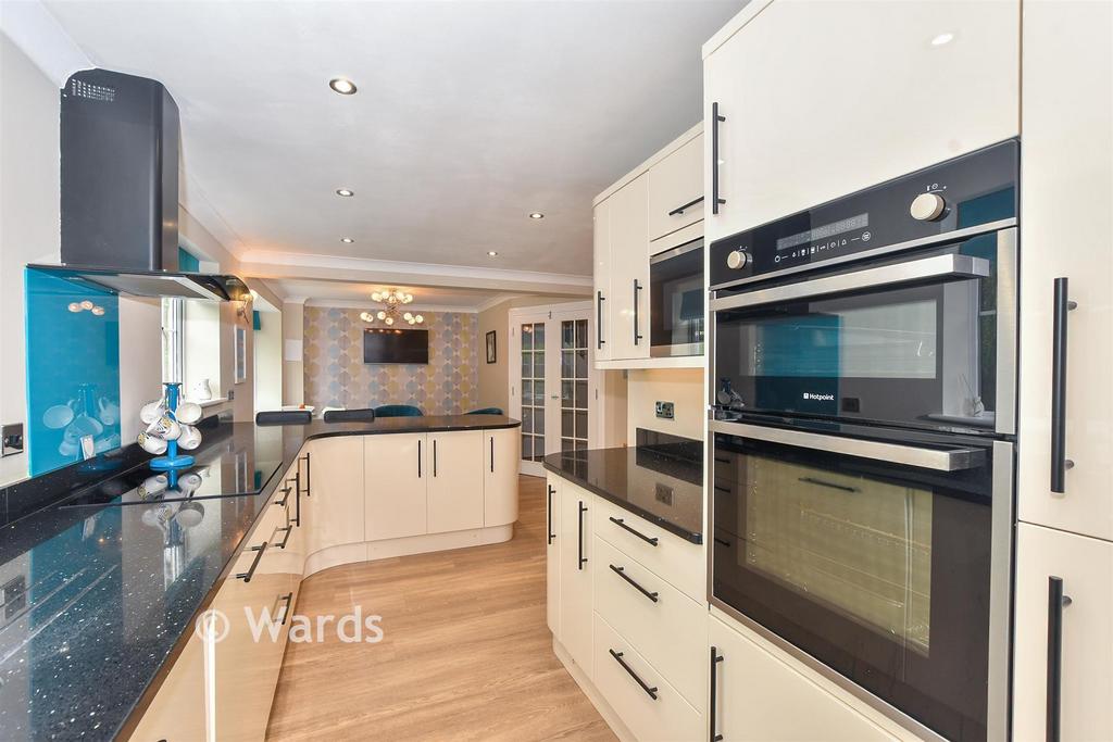 House in Ashford, Repton Park South, Godinton Park - View 3