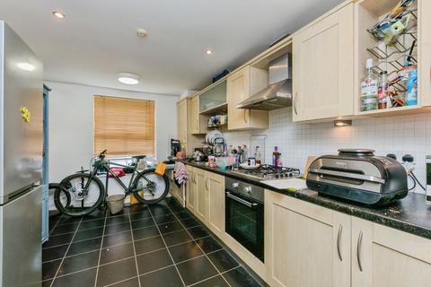 2 bedroom flat for sale, Anderton Grange, Hollands Road, Northwich, Cheshire, CW9
