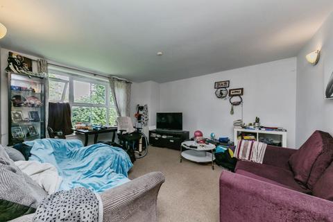 2 bedroom flat for sale, Anderton Grange, Hollands Road, Northwich, Cheshire, CW9