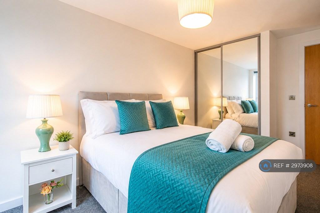 Apartment in Sheffield - View 3