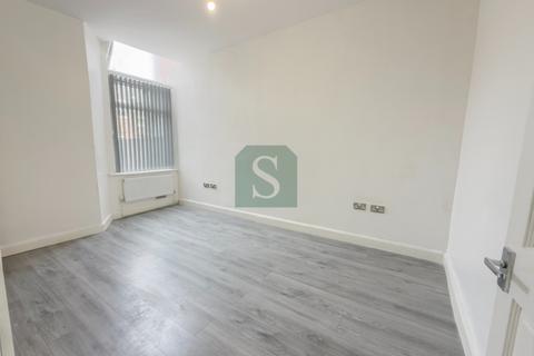 4 bedroom house to rent, Albemarle street, Manchester, M14