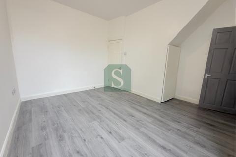 4 bedroom house to rent, Albemarle street, Manchester, M14