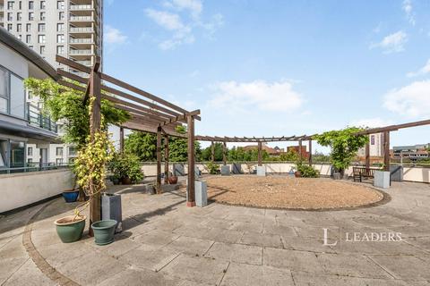 2 bedroom flat to rent, Centrium, Station Approach, Woking, GU22