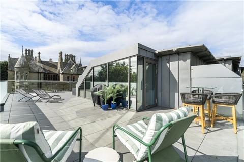 2 bedroom townhouse for sale, Spenfield Court, Leeds, West Yorkshire, LS16