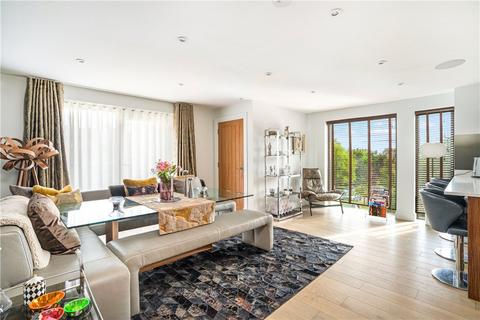 2 bedroom townhouse for sale, Spenfield Court, Leeds, West Yorkshire, LS16