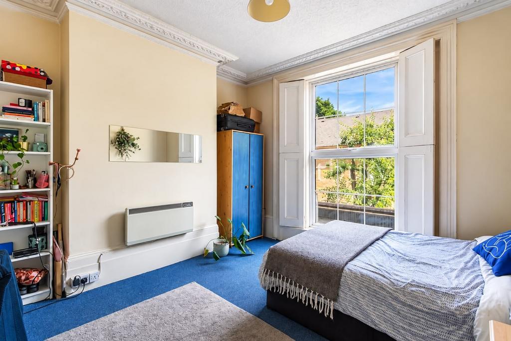 Apartment in Greater London - More