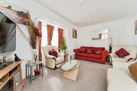 3 bedroom end of terrace house for sale, North Station Close, Ramsey, HUNTINGDON