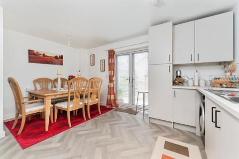 3 bedroom end of terrace house for sale, North Station Close, Ramsey, HUNTINGDON
