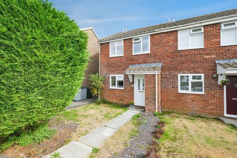 3 bedroom end of terrace house for sale, Hawthorn Close, Bulwark, Chepstow