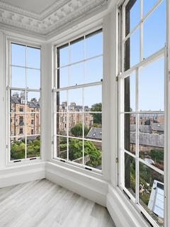 2 bedroom flat for sale, 18 1F1 Clarendon Crescent, West End, Edinburgh, EH4