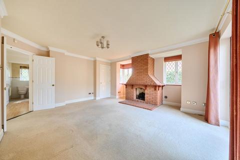 4 bedroom detached house for sale, Bickmore Way, Tonbridge, TN9