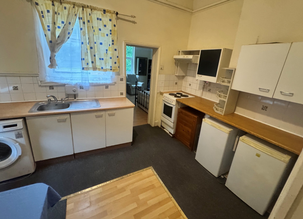 Apartment in Birmingham, Ladywood - View 3