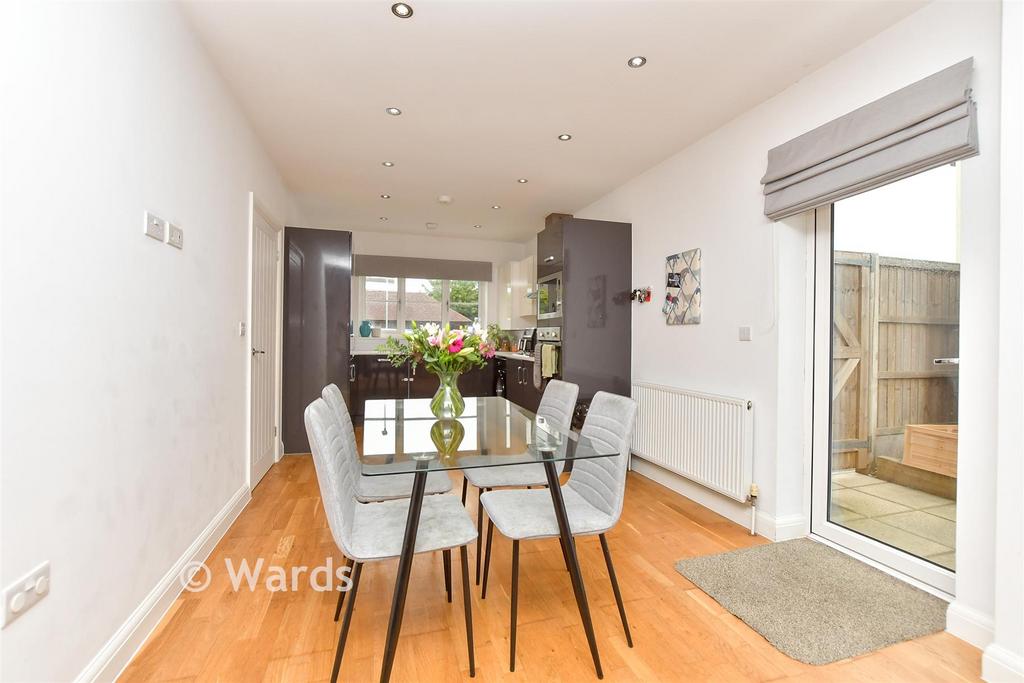 House in Faversham - View 3