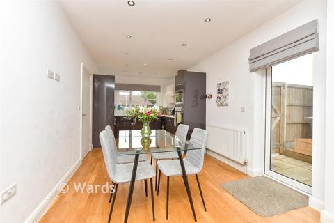 3 bedroom semi-detached house for sale, Longview Close, Faversham ME13