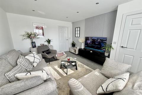 3 bedroom house for sale, Penshaw Place, Houghton Le Spring DH4