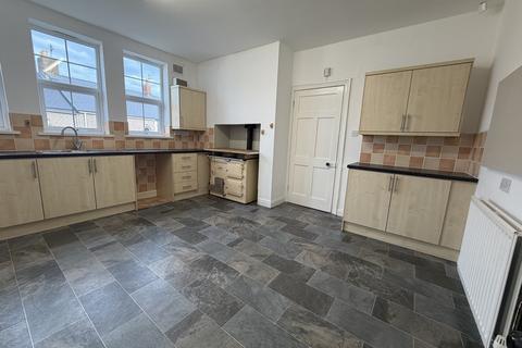 4 bedroom detached house to rent, Wilson Street, Sunderland, Tyne And Wear, SR4